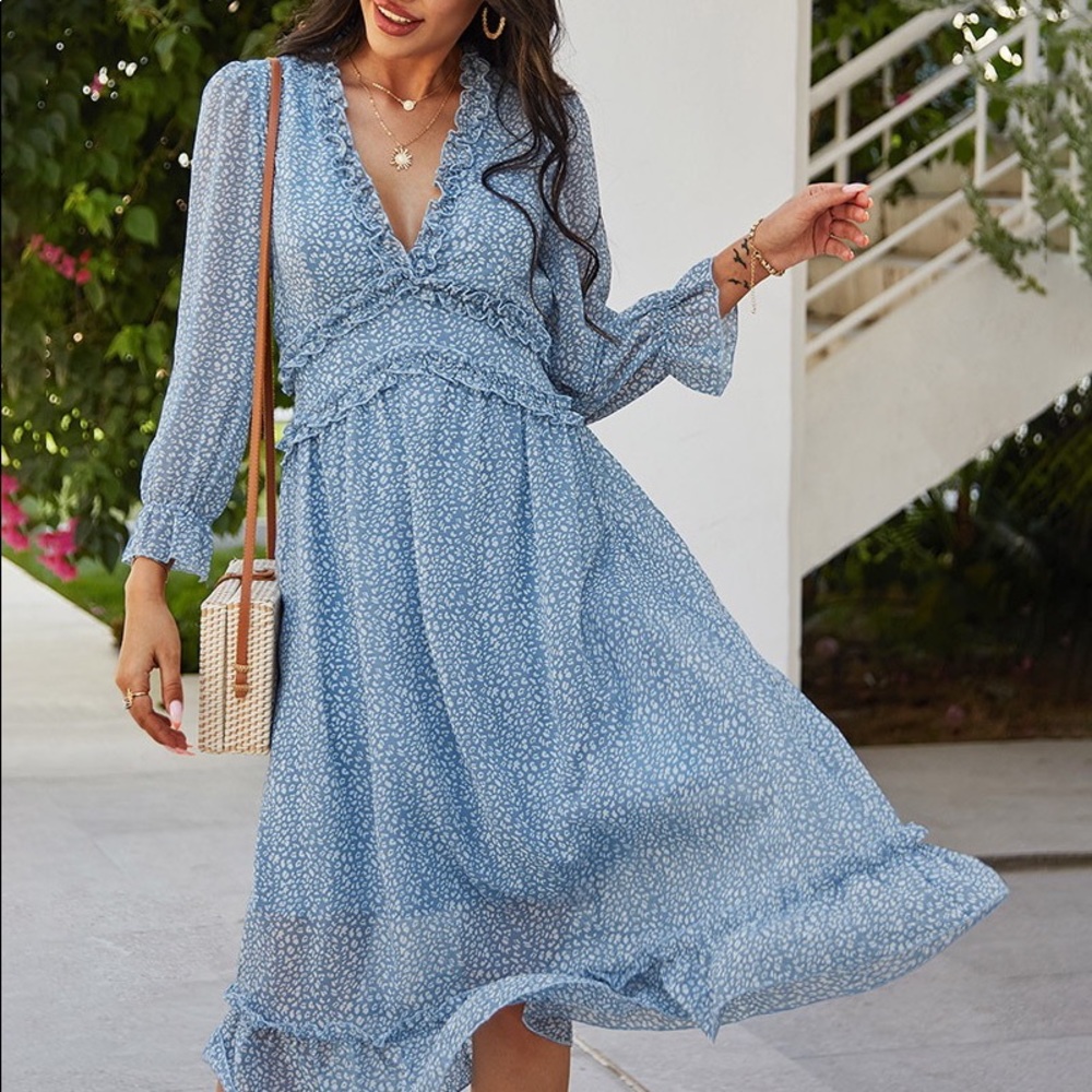 🆕Boho Floral Print Wavy Detailed Dress Lake Blue - Picture 2 of 7